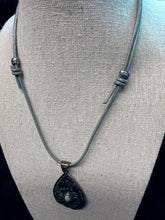 Load image into Gallery viewer, Hailey Genuine Leather Howlite Necklace
