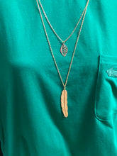 Load image into Gallery viewer, Layered Leaf Necklace with Long Gold Chain
