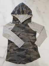 Load image into Gallery viewer, Mommy &amp; Me Camo Hoodie - Ella’s Arrow
