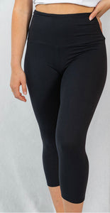 Black Capri Leggings with Yoga Band - Ella’s Arrow