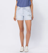 Load image into Gallery viewer, Judy Blue Aztec Pocket Jean Shorts
