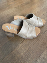 Load image into Gallery viewer, Gypsy Jazz Savannah Taupe Heels
