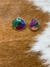 Load image into Gallery viewer, Teardrop Rainbow Tie Dye Ring - Ella’s Arrow
