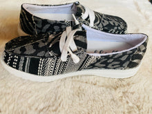 Load image into Gallery viewer, Gypsy Jazz Electric Black &amp; Grey Shoes - Ella’s Arrow
