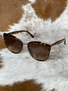 Cat Eye Sunglasses - Ella’s Arrow